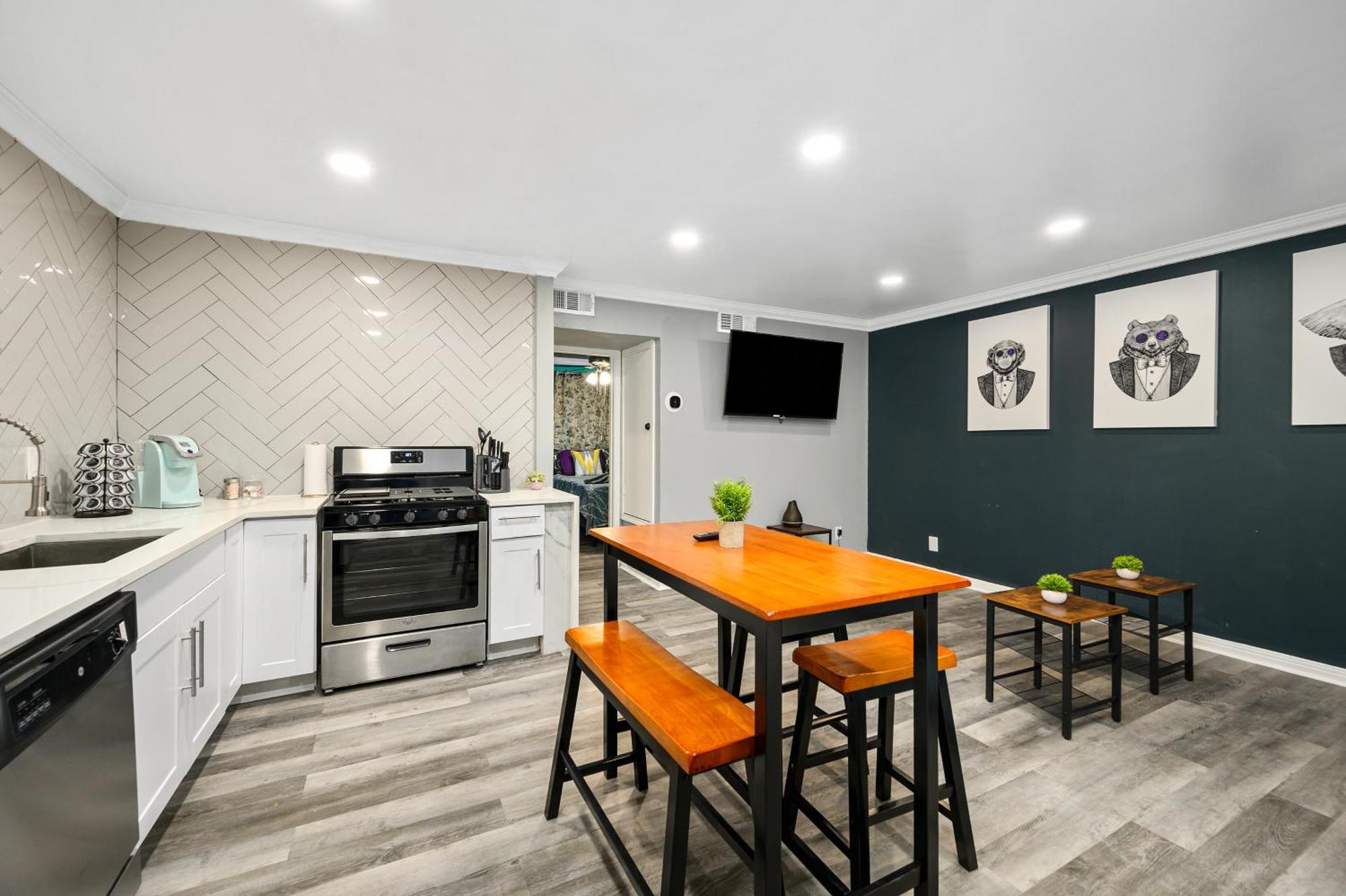 Bright And Modern 1Br Apartment In Central Хьюстон Экстерьер фото